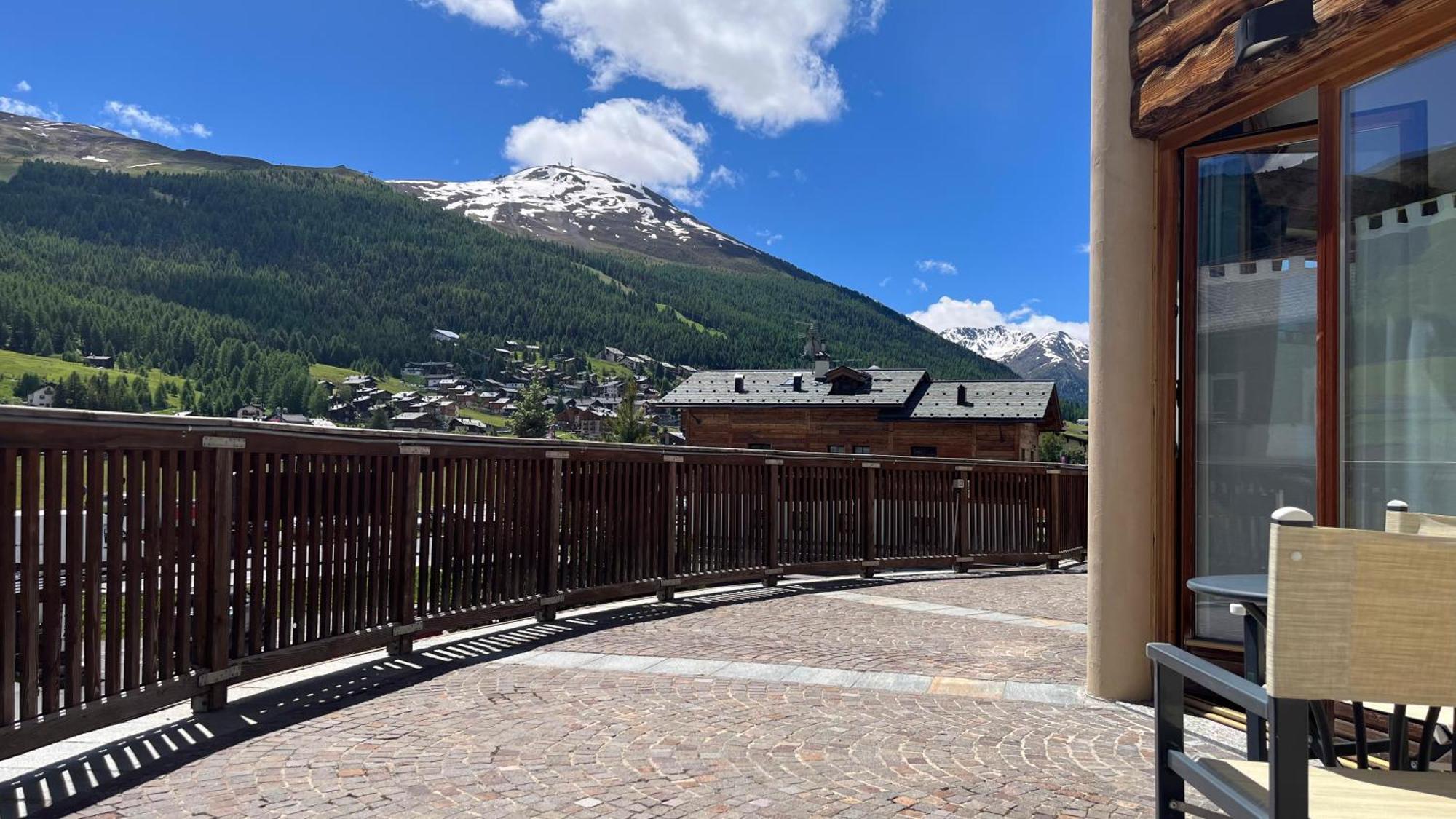 Hotel Flora Livigno Luaran gambar